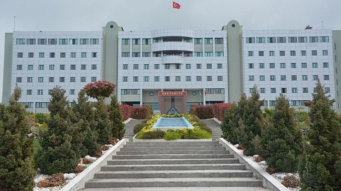 balikesir-universitesi-akademik-personel-alimi-yapacak