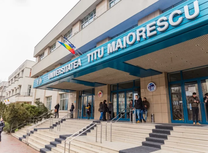 الدراسة في رومانيا بجامعة  Titu Maiorescu University